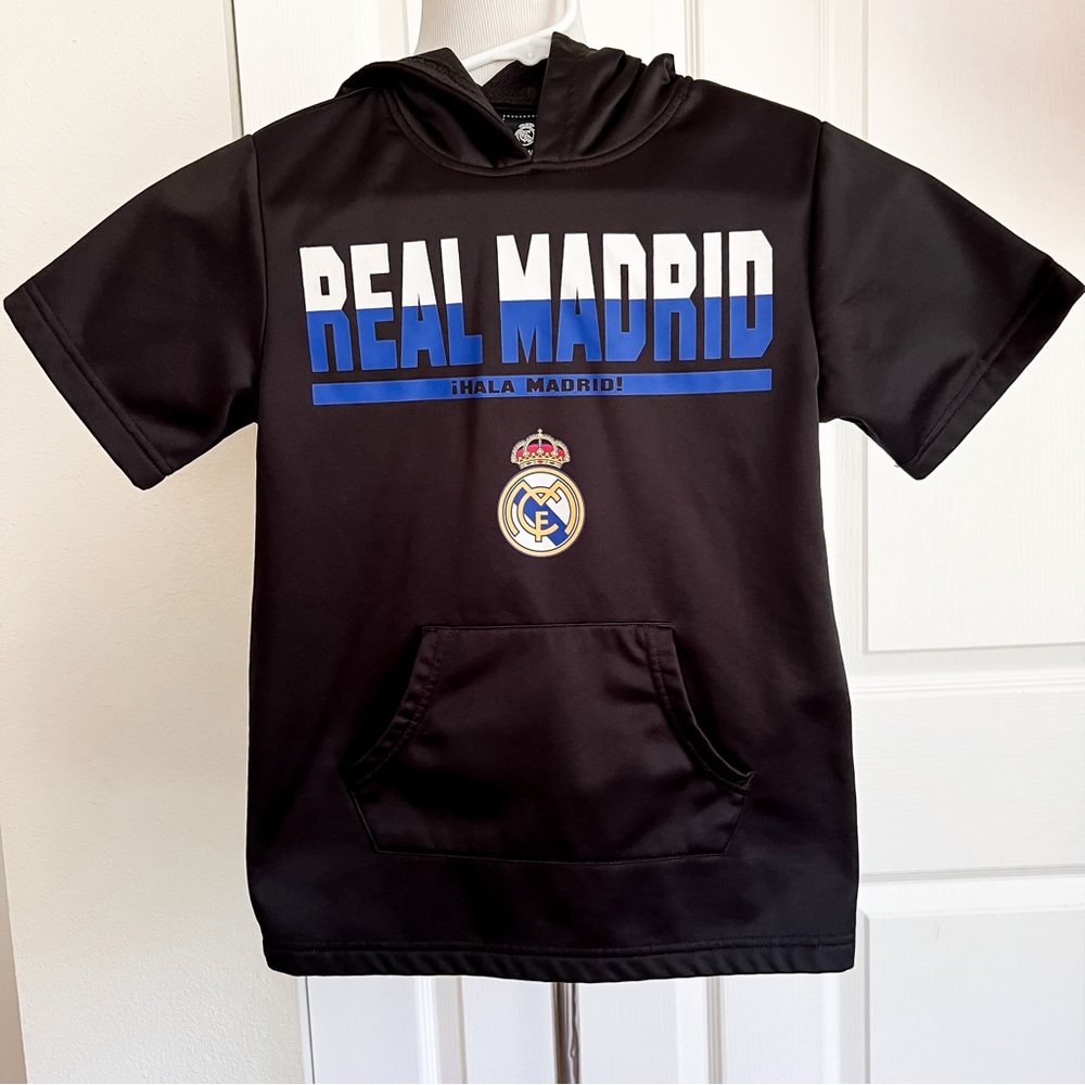 Real Madrid Black Short Sleeve Hoodie Sweatshirt Youth Sz Small